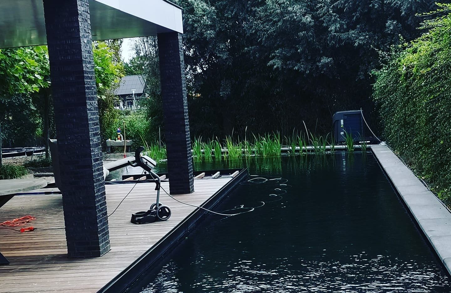 Luxe zwemvijver voor sportief gezin in Zwolle